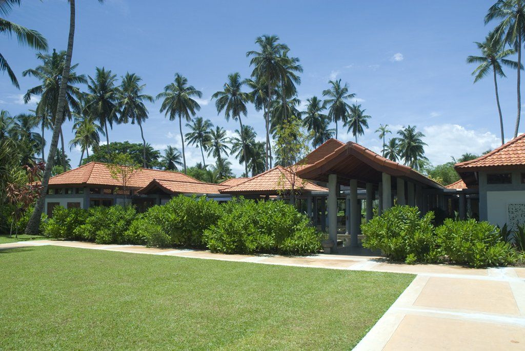 Serene Pavilions Wadduwa Exterior photo