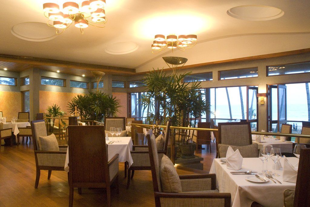 Serene Pavilions Wadduwa Restaurant photo