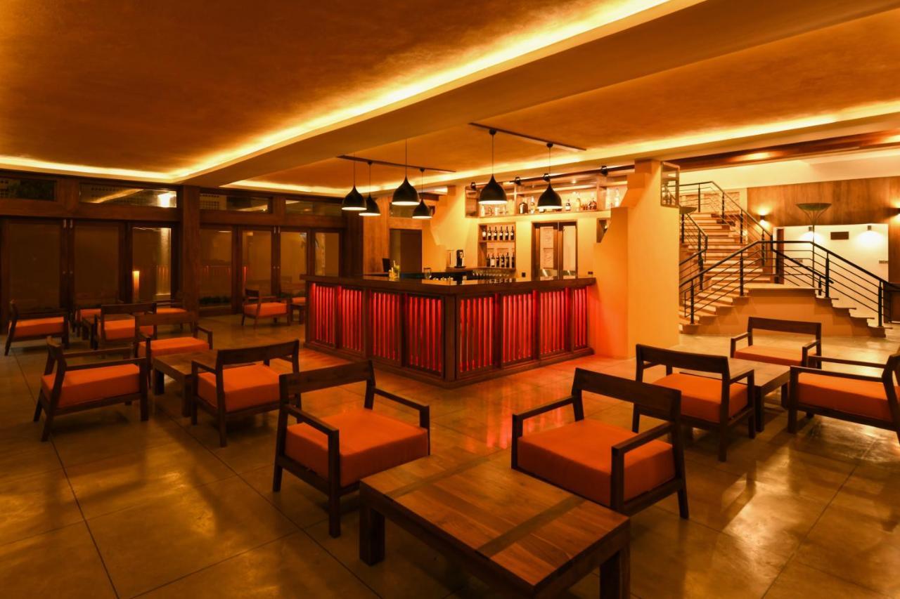 Serene Pavilions Wadduwa Exterior photo